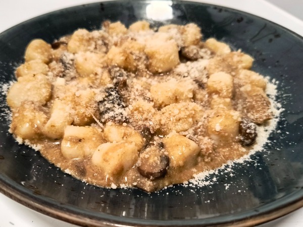 POTATO GNOCCHI WITH PORCINI SAUCE AND MIXED MUSHROOMS