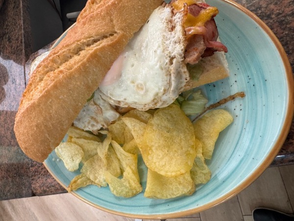 BOCADILLO CHIVITO