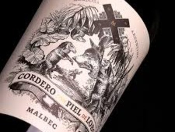 CORDERO CON PIEL DE LOBO MALBEC