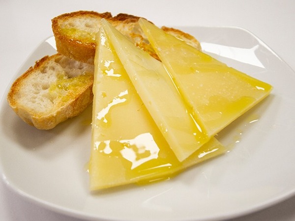 Queso Curado