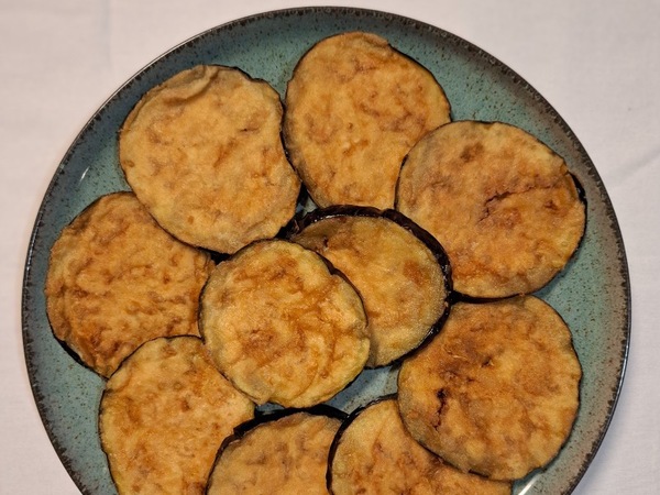 Fried aubergine with honey