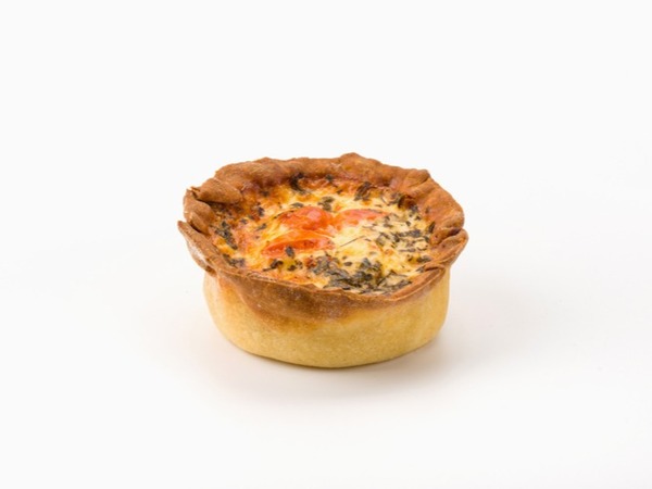 Quiche de tomate cherry, queso y oregano