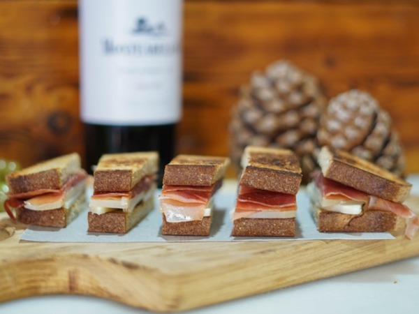 Cabaña de Jamón y Queso