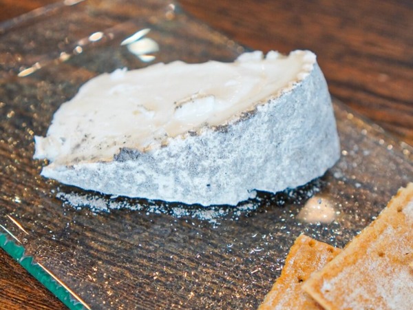 Queso de Cabra con CENIZA