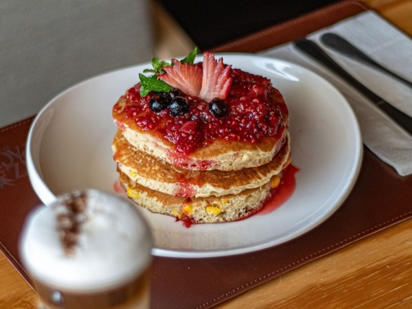 HOT CAKES MAIZ TEPACHE