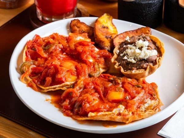 HUEVOS RANCHEROS