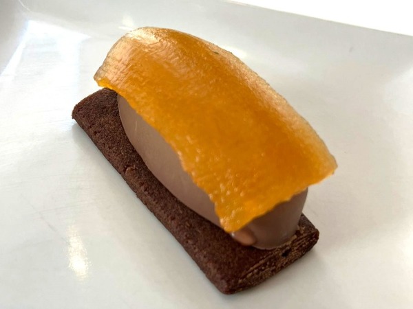 NIGIRI DE CHOCOLATE CON LECHE Y NARANJA