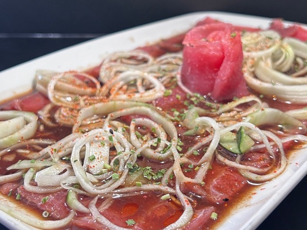 SASHIMI ATUN
