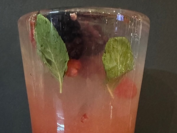 LIMONADA DE FRUTOS ROJOS