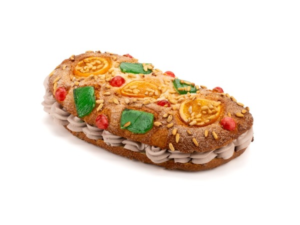 Coca de brioix y fruta rellena de trufa vegetal