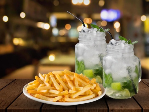 Papas Fritas Medianas +2 Mojitos