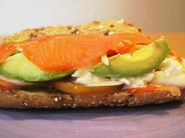 Bocadillo de Salmón con aguacate