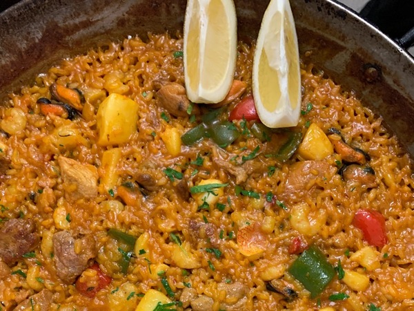 Gemischte paella 