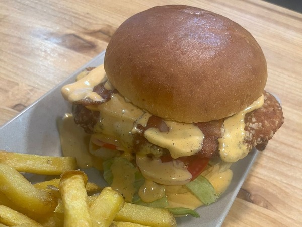 Hamburguesa de pollo crujiente