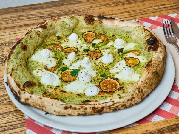 ZUCCHINA BELLA | Pizza of the month!