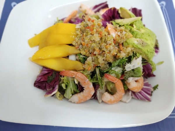 Ens. Aguacates, Mango y Langostinos