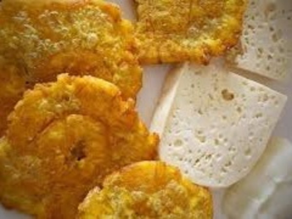 Patacones con Queso