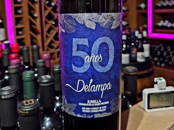 DELAMPA 50 AÑOS CRIANZA