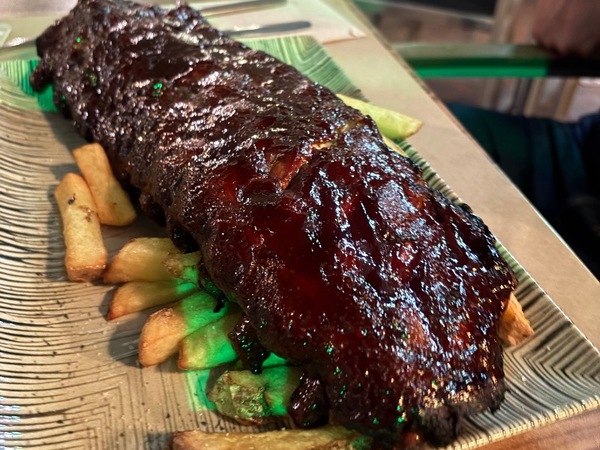 COSTILLAS A LA BBQ