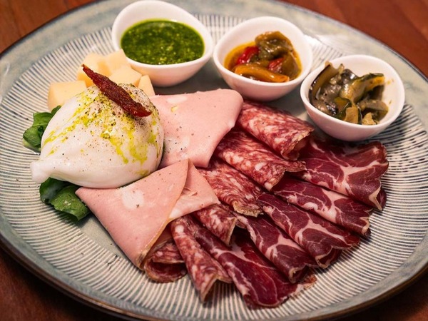 TABLA DE LA OSTERÍA, 4 PERS. 