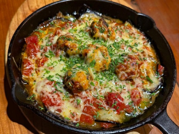 BERENJENAS CON POLPETA 