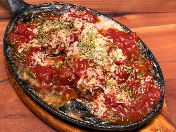 BERENJENAS CON POLPETA