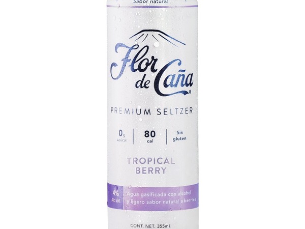 Flor de Caña Zeltzer Berry