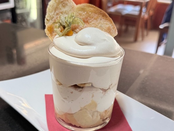 Espuma de Pedro Ximénez, Compota de Manzana e Inés Rosales