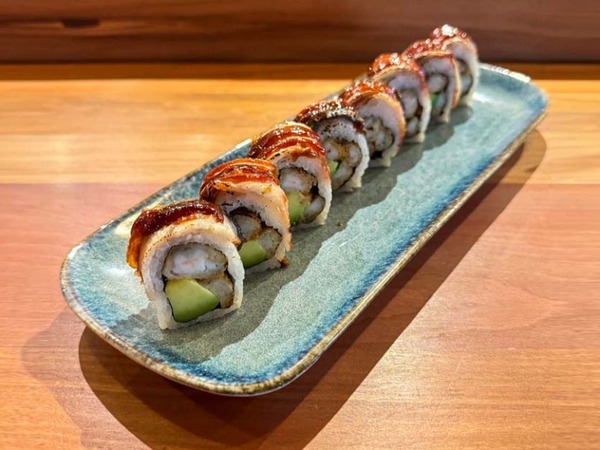 MAKI UNAGI