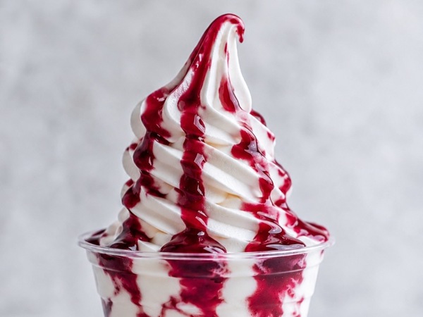 Tarrina de helado soft de yogurt 