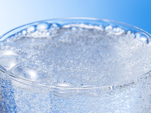 Agua Con Gas